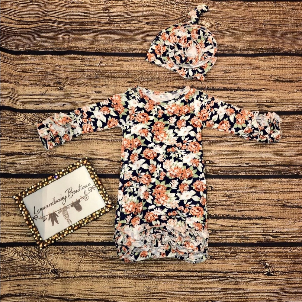 Baby boutique gown 0-3 month with hat